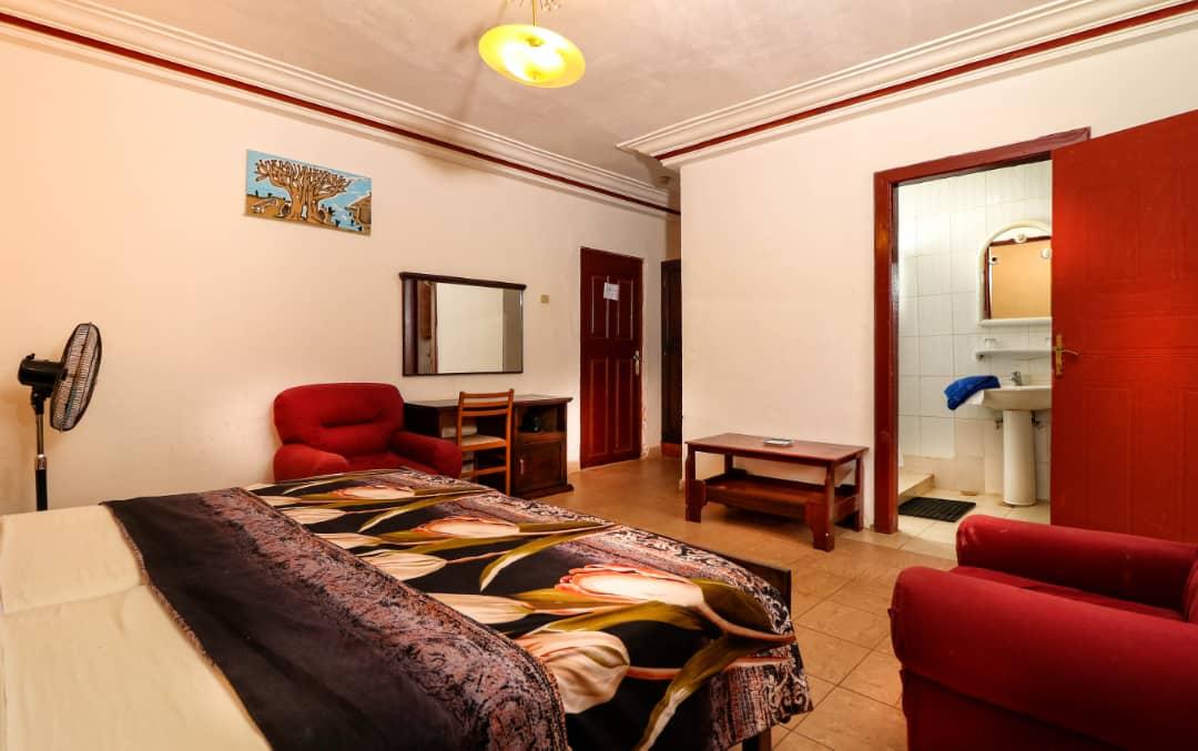 Badala Park Hotel Kotu Exterior photo