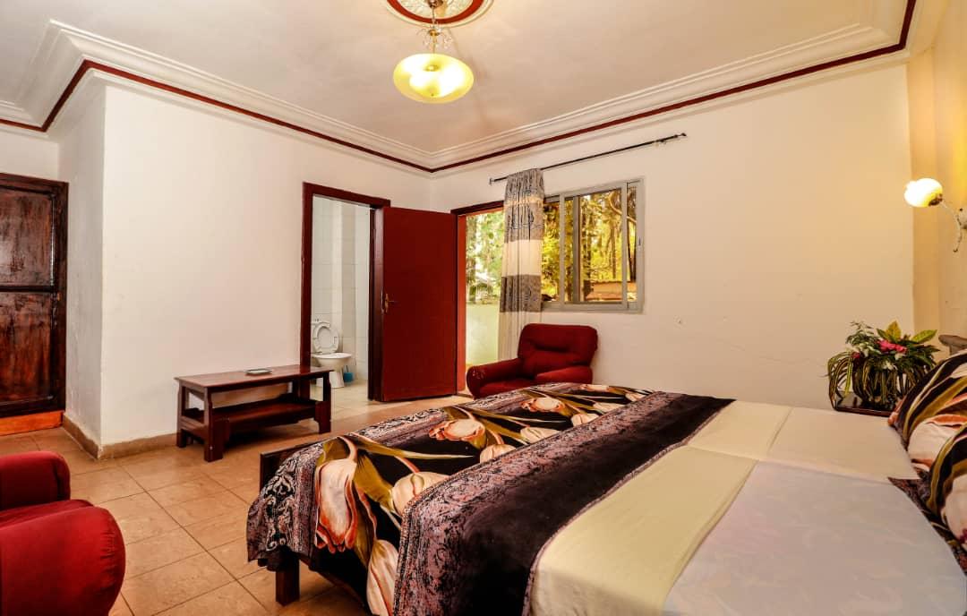 Badala Park Hotel Kotu Exterior photo