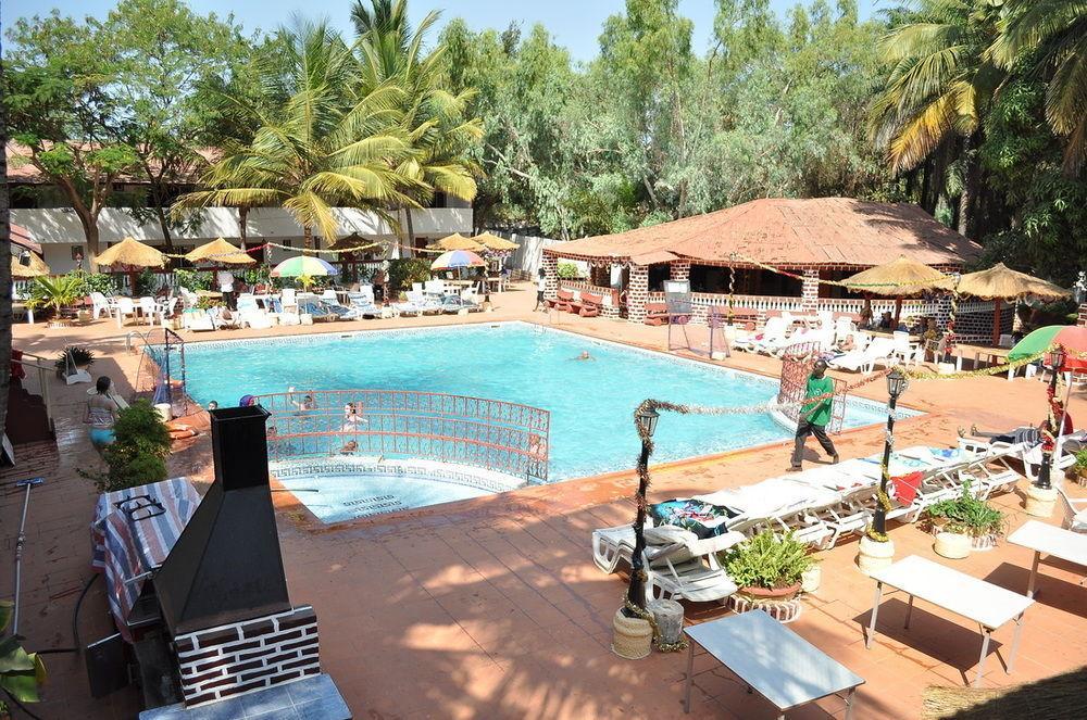 Badala Park Hotel Kotu Exterior photo