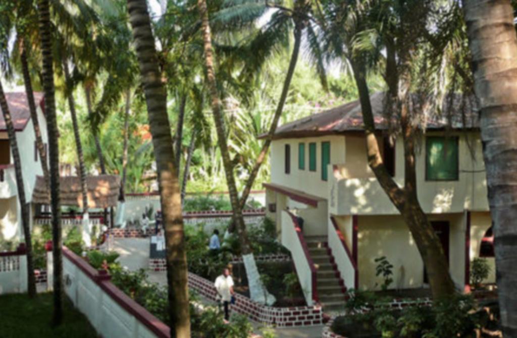 Badala Park Hotel Kotu Exterior photo