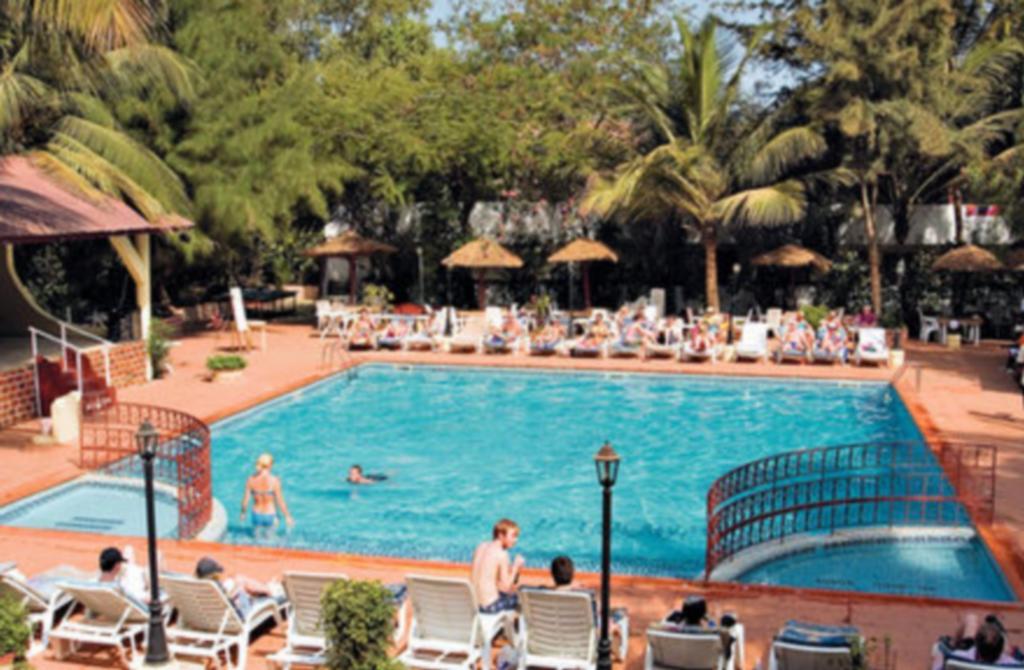 Badala Park Hotel Kotu Exterior photo