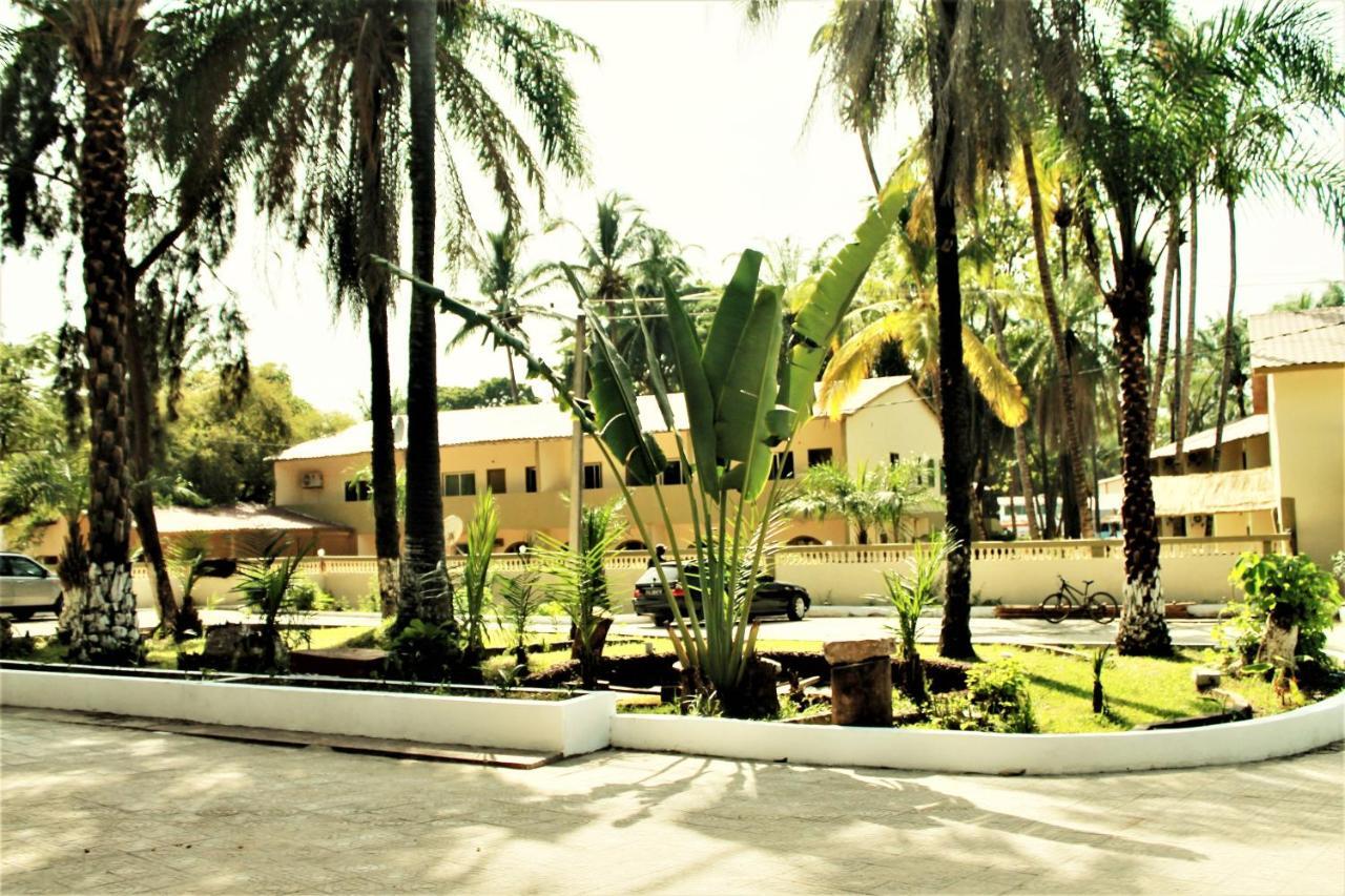 Badala Park Hotel Kotu Exterior photo