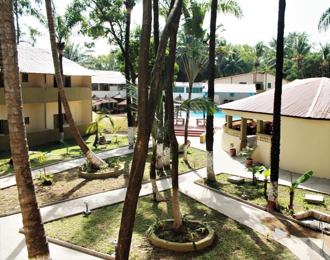 Badala Park Hotel Kotu Exterior photo