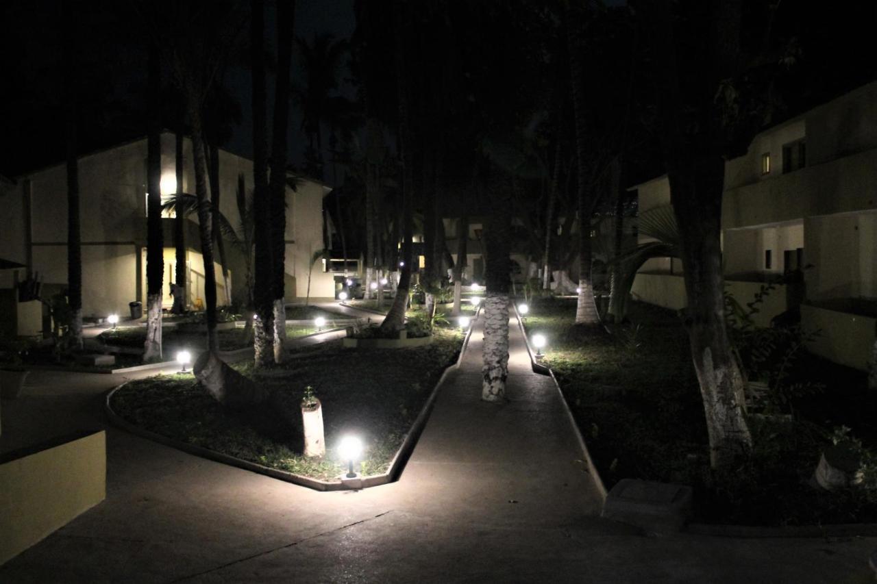 Badala Park Hotel Kotu Exterior photo
