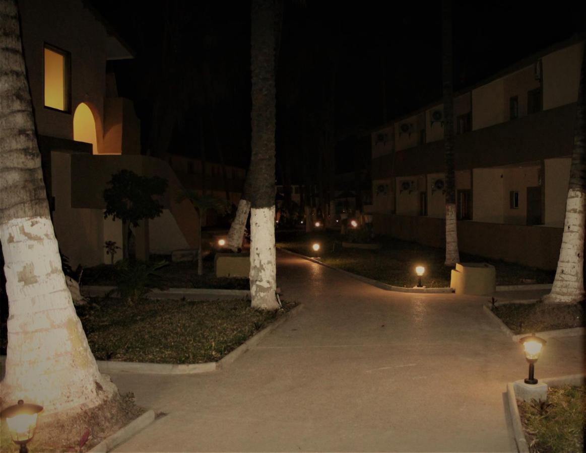 Badala Park Hotel Kotu Exterior photo