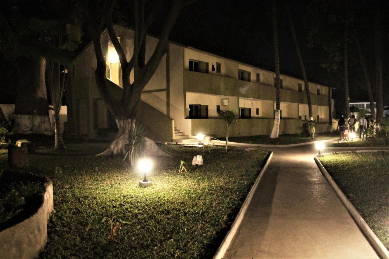 Badala Park Hotel Kotu Exterior photo