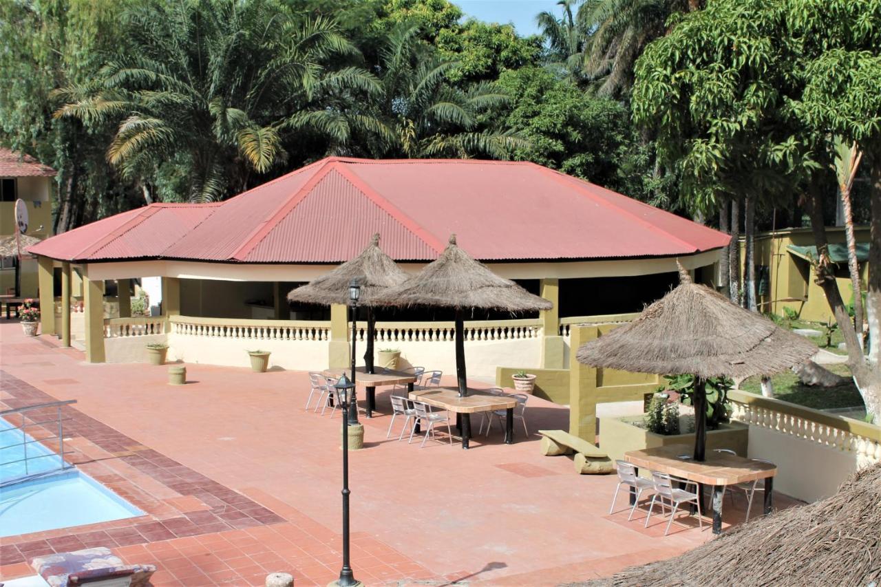 Badala Park Hotel Kotu Exterior photo