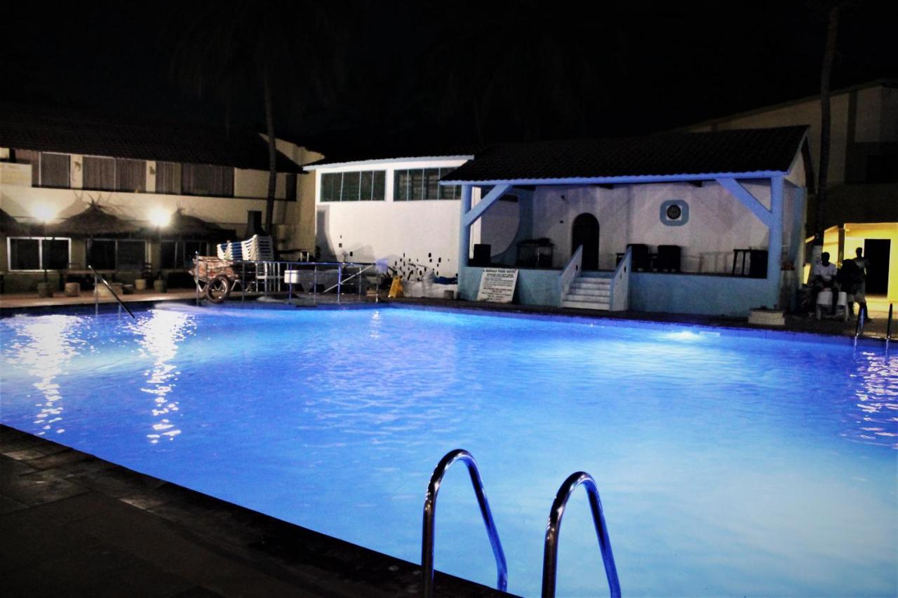 Badala Park Hotel Kotu Exterior photo